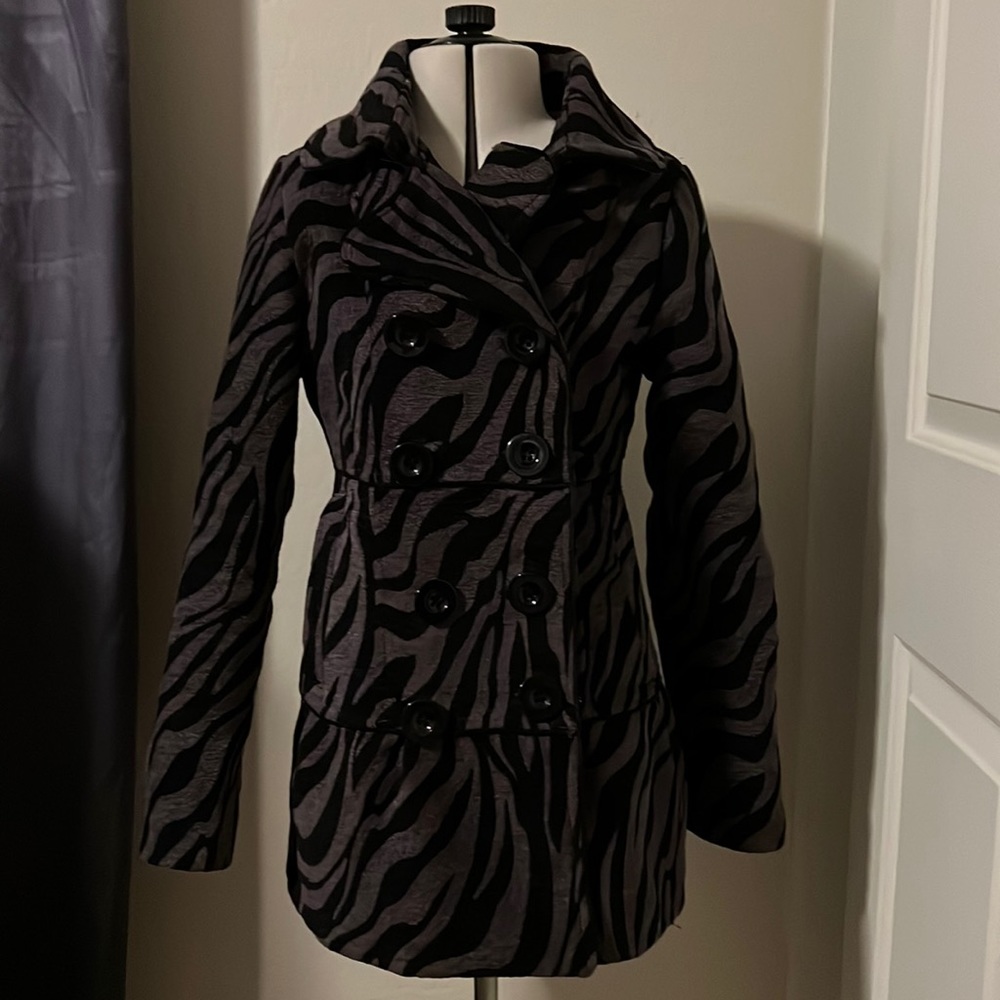 Lined coat- black- Rue 21 - S